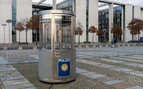 Berlin Police Post House at the Reichstag and other buildings in the government district