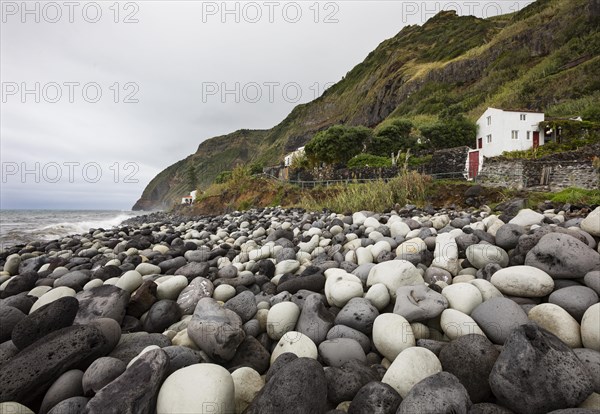 Coast with large round stones in Rocha da Relva