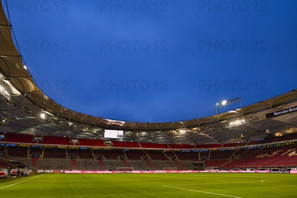 Ghost match at the Mercedes-Benz Arena