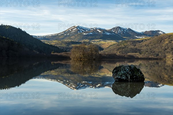 Lake Chambon in winter and Sancy massif