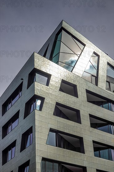 New building Sapphire by Daniel Libeskind