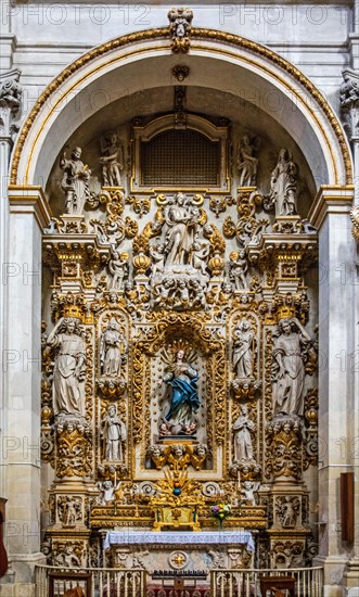 Baroque altar in Santa Chiara