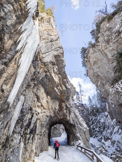 Snowshoe hiker in the Teufelsklamm