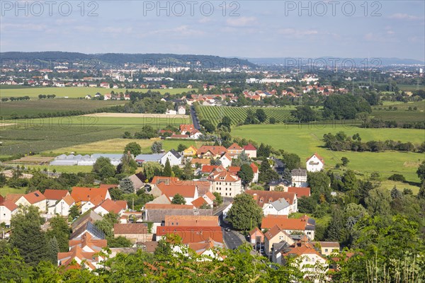 Viewpoint Boselspitze with view into the Elbe valley to Soernewitz and Coswig