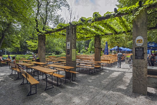 Beer garden at the Park-Cafe