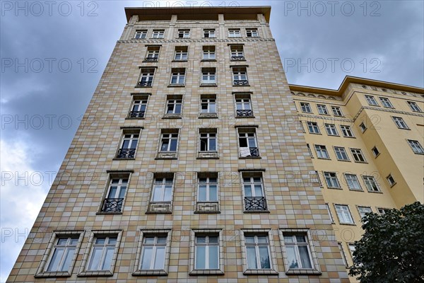 Post-war GDR architecture in Lichtenberger Strasse - Photo12 ...