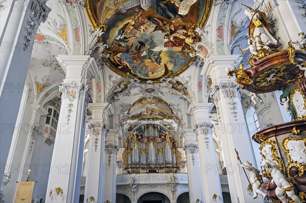 Organ gallery and ceiling frescoes