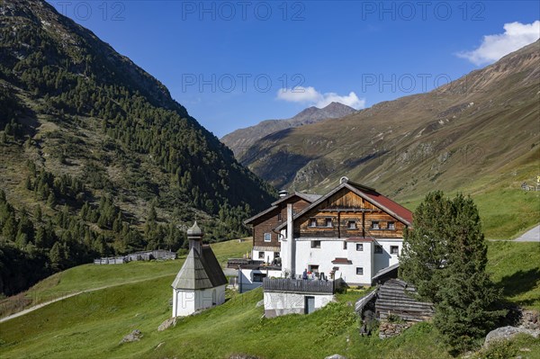 Rofenhoefe in the Rofen Valley