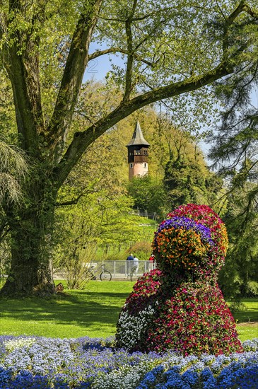 Flower sculpture and Swedish tower