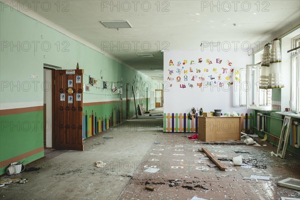 25th school destroyed by a Russian missile attack on 4 March at 9:30 h