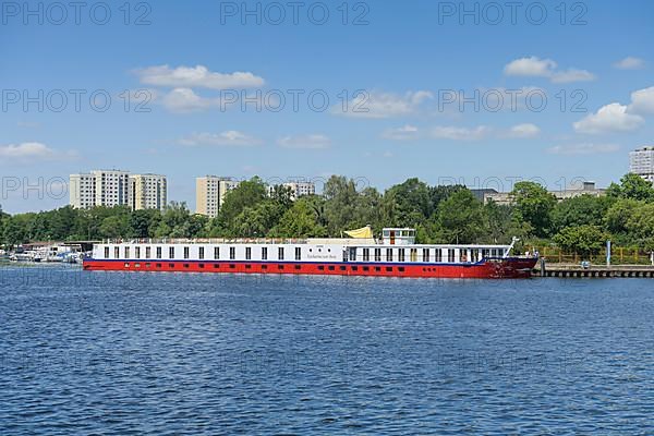 Hotel ship Katharina von Bora