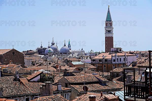 View from the department stores' terrace AMO,