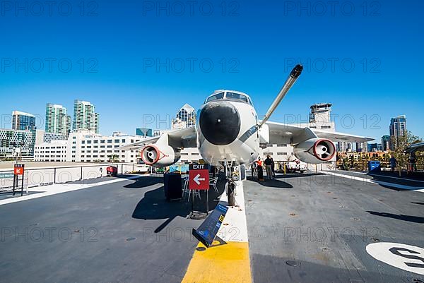 Air carrier museum USS Midway, San Diego