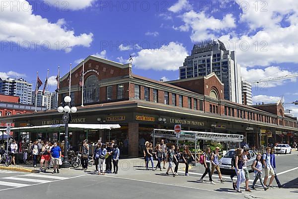 Byward Market Square