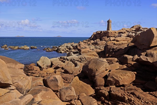 Rocks at the Phare