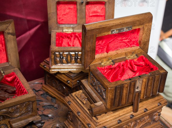 Little box chest made of wood