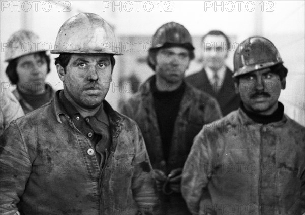 A workers' meeting in the wash-house of the Monopol colliery on 18 November 1973 in Kamen was replaced by a demonstration against the closure of the colliery