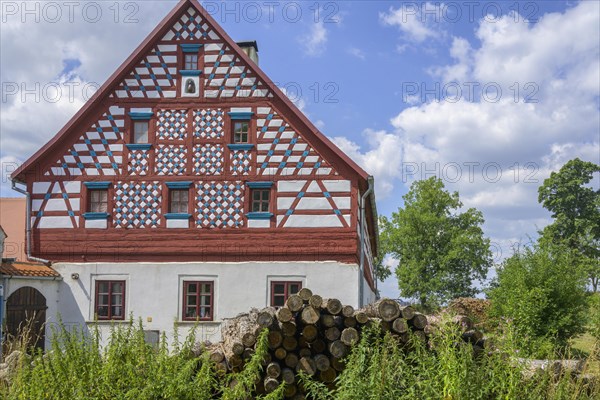 Egerland half-timbering at old square farmstead Keramik Werner