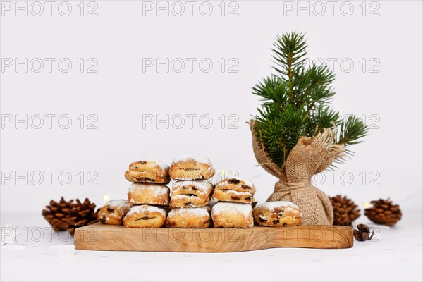 Small German Stollen cake pieces