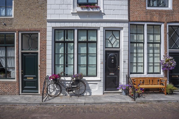 Historic house facades in Poststraat
