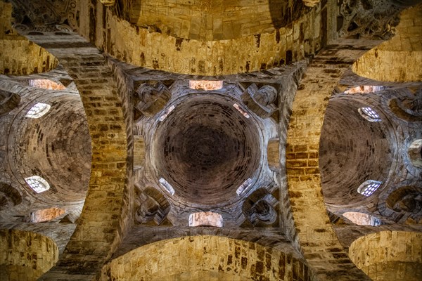 Dome vault