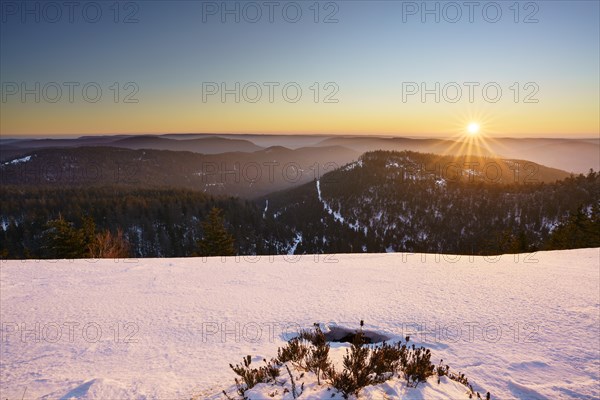 Sunrise on the Hornisgrinde in winter