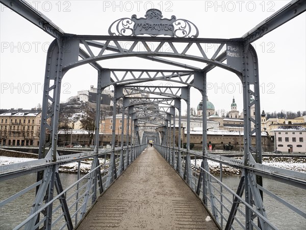 Mozartsteg over Salzach