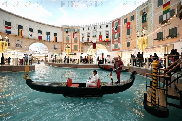 Villaggio Mall, Venetian-style shopping mall with canal, gondolas and artificial sky, Doha, Qatar, Asia