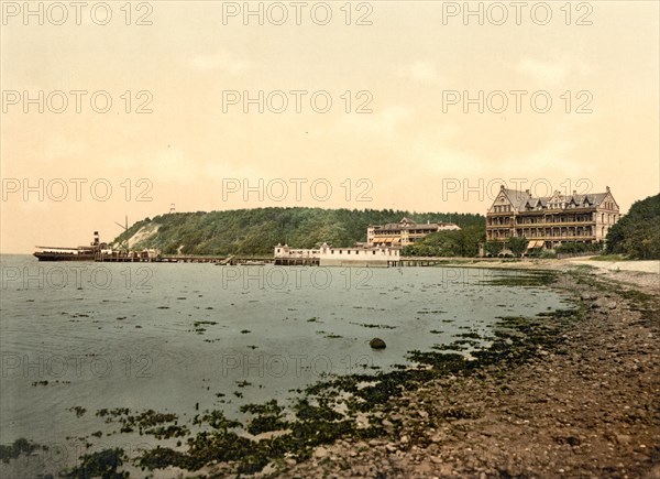 The beach and the hotel of Gluecksburg