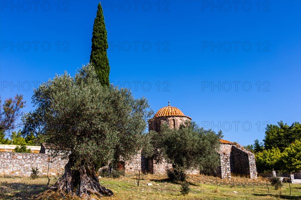 Moni Thari Monastery near Laerma from the 12th century