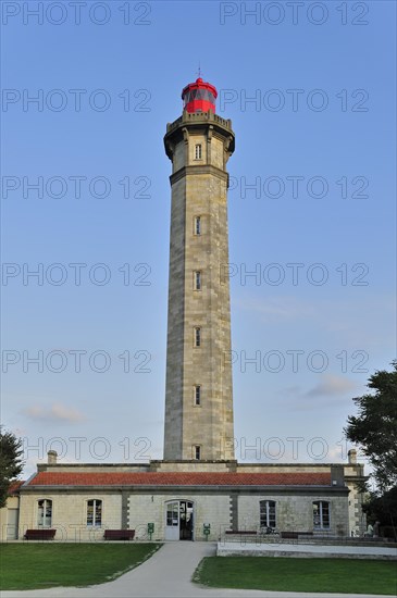 The lighthouse Phare des Baleines on the island Ile de Re