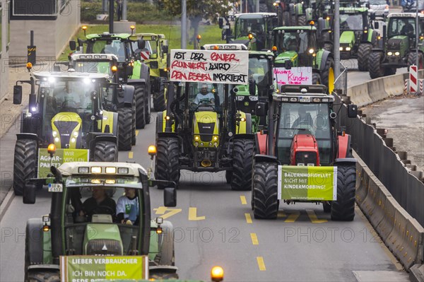 Farmers demonstrate against the agricultural policy of the federal government and the EU as well as against bad prices