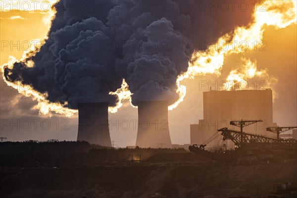 The Schwarze Pumpe coal-fired power plant stands out against the rising sun