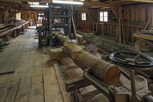 Gang saw in a historic sawmill built in 1870