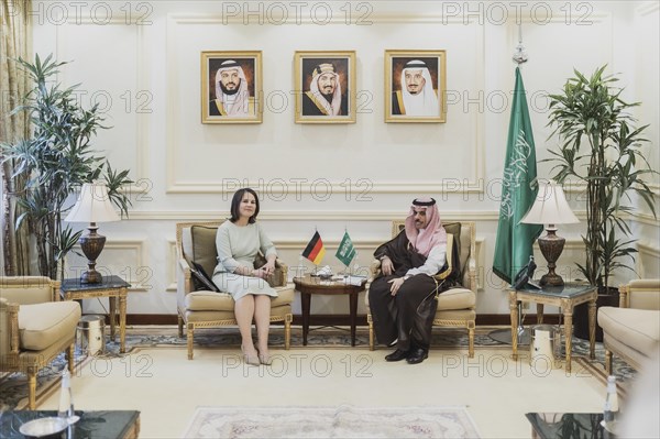 (L-R) Annalena Baerbock (Buendnis 90 Die Gruenen), Federal Minister for Foreign Affairs, meets Prince Faisal bin Farhan Al Saud, Foreign Minister of Saudi Arabia, for joint talks in Jeddah, 15.05.2023. Baerbock travels to Saudi Arabia and Qatar on her three-day trip, Jeddah, Saudi Arabia, Asia