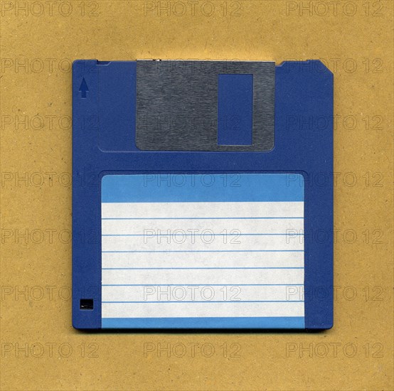 Magnetic floppy disc