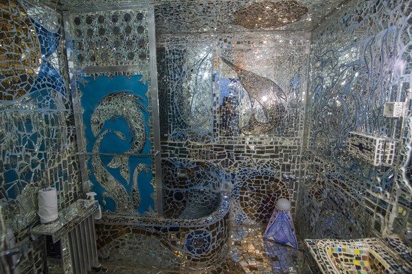 Mirror covered walls in the House of Mirrors