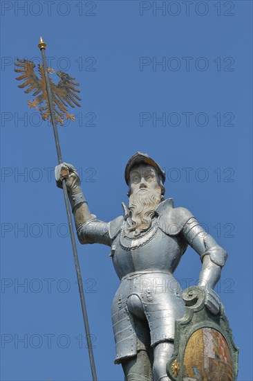 Knight figure with lance and shield at the hop well built 1573