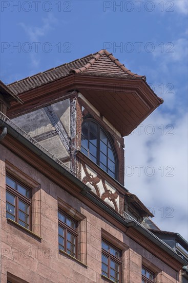 Historic roof lift bay