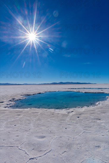 800 sq km salt desert Salinas Grandes