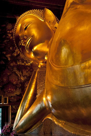 Reclining Buddha