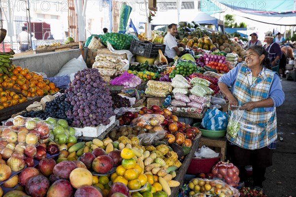 Market in Calderon