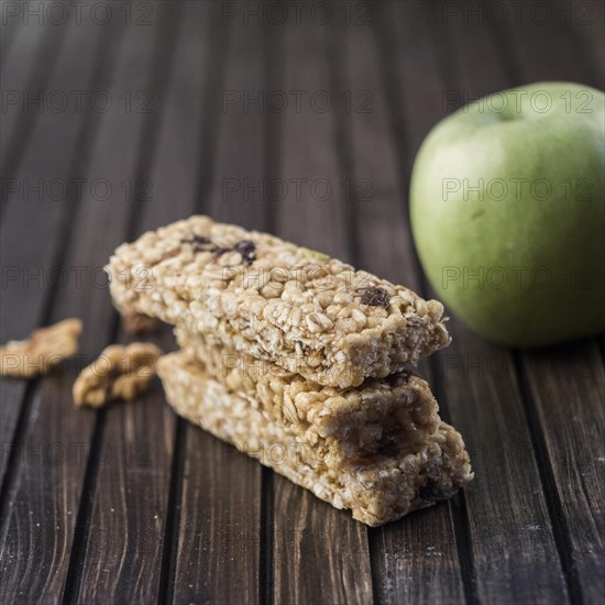 Healthy energy bars apple