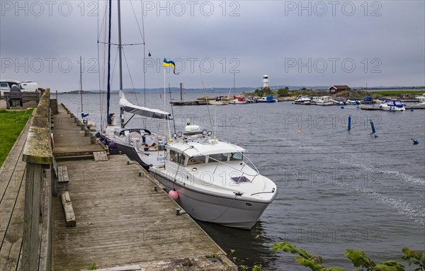 Boat landing stage