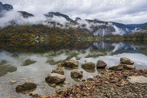 Morning atmosphere at Grundlsee