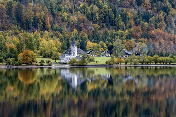 Morning atmosphere at Grundlsee