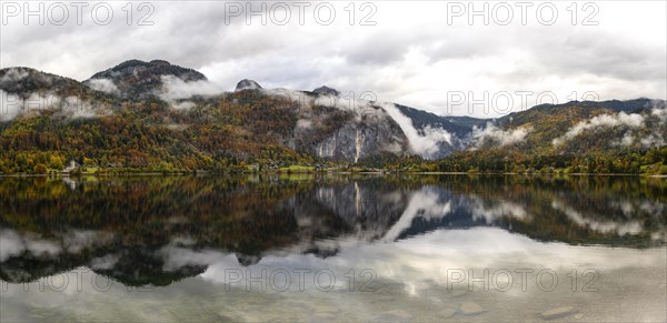 Morning atmosphere at Grundlsee