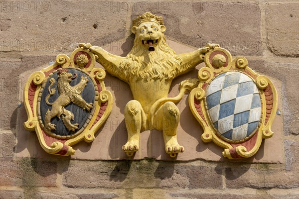 Coat of arms with a lion above the entrance door of the Hilpoltstein residence