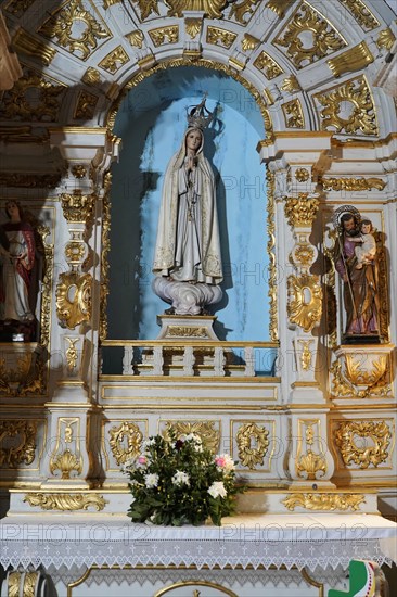 Side altar