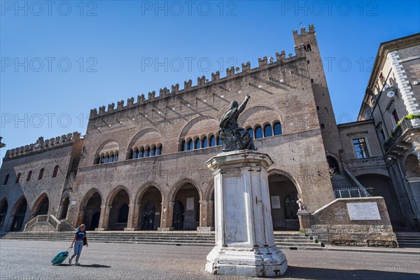 Statue of Pope Paul V